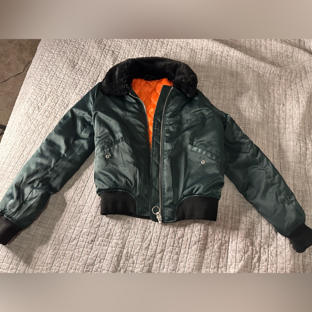 top shop forest green bomber jacket with fur trim size US 4